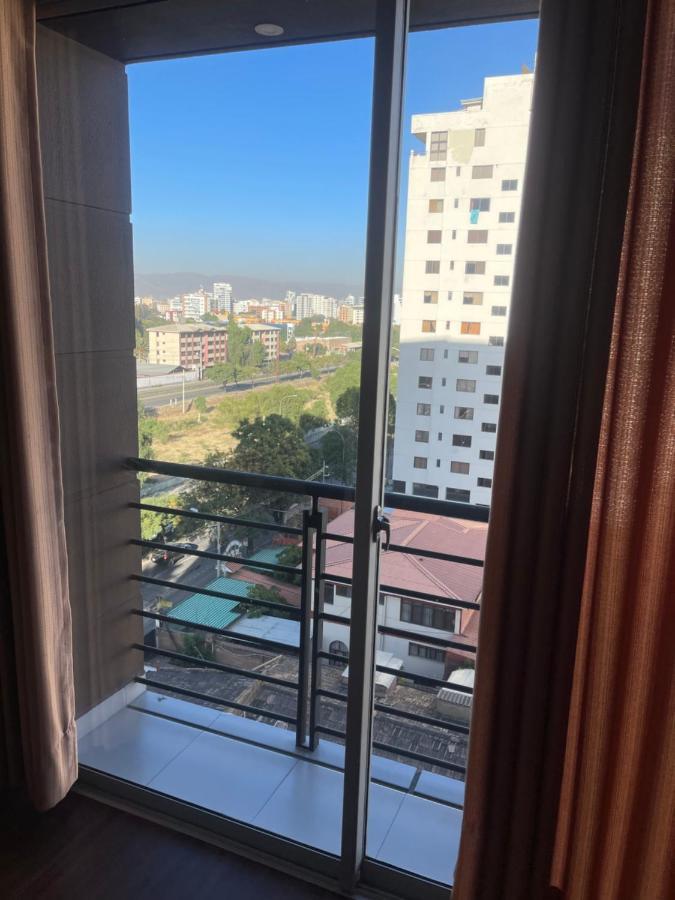 Appartement garzonier céntrico en plena muyurina à Cochabamba Extérieur photo